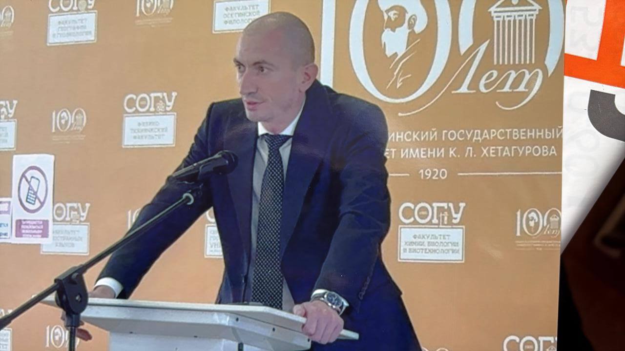 Преподаватель колледжа Батыров Т.С. принял участие в научно-практической конференции «Комплексный подход к профилактике экстремизма и противодействию идеологии терроризма в информационной среде» в качестве спикера. 